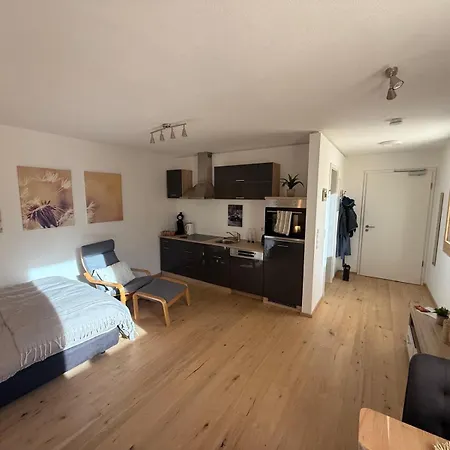 Boho Riverside Retreat 켐프텐