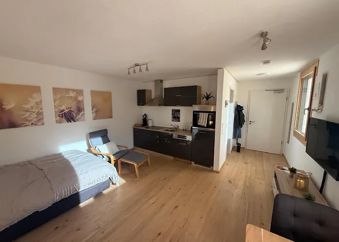 Boho Riverside Retreat 켐프텐